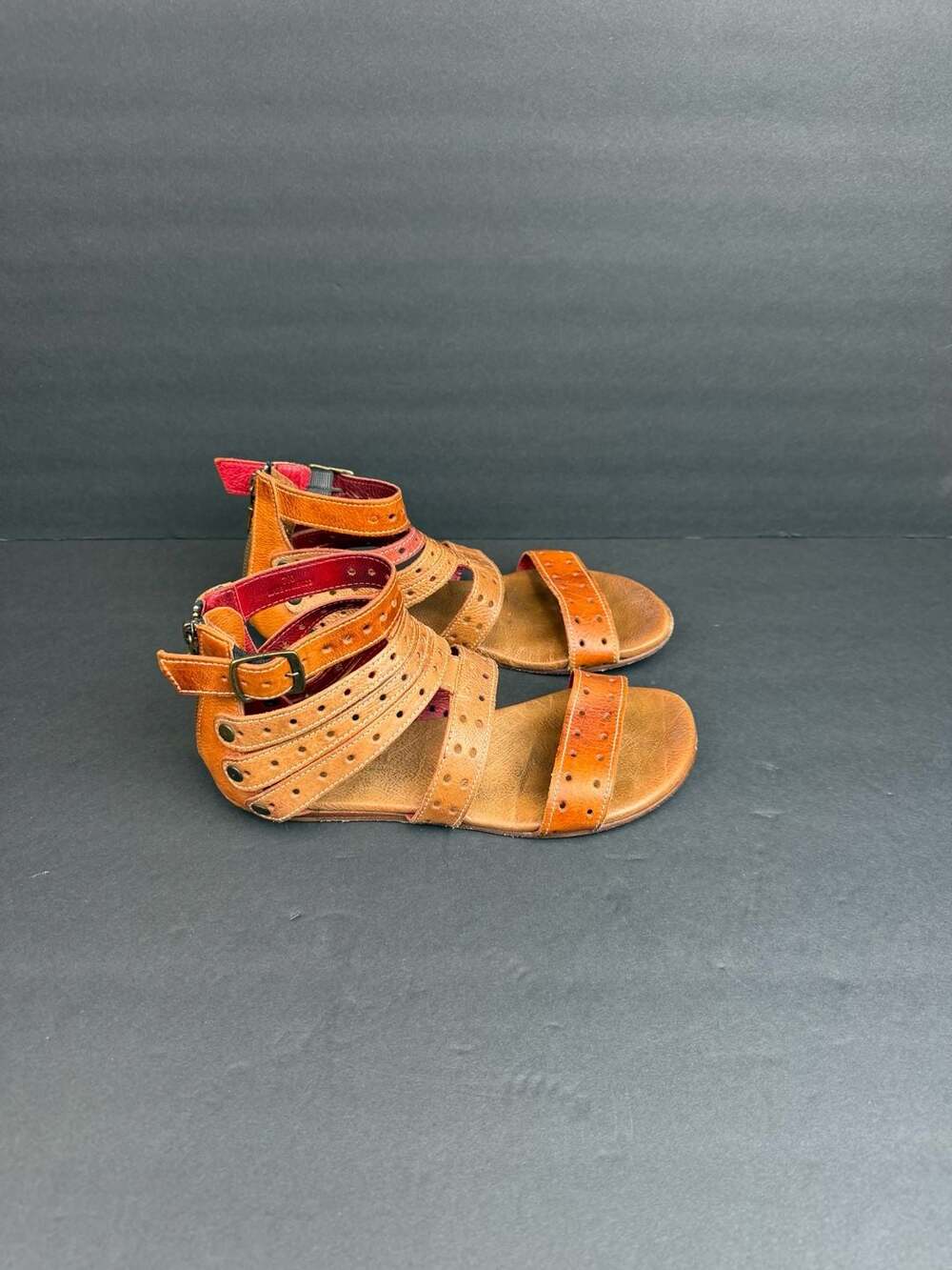 Bed Stu Artemis Leather Gladiator Sandals Pecan Oats Size 7